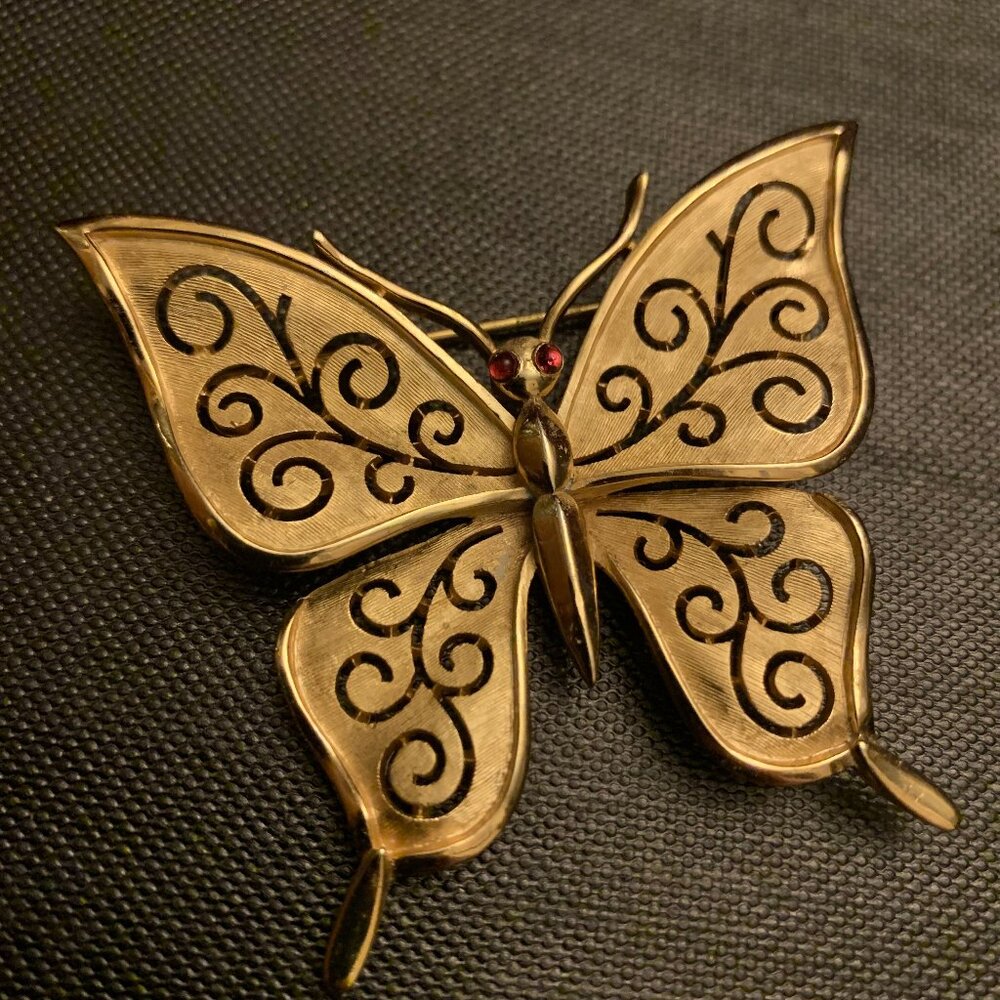 Designer Vintage Alfred Philippe Crown Trifari Gold Tone Brooch - Signed